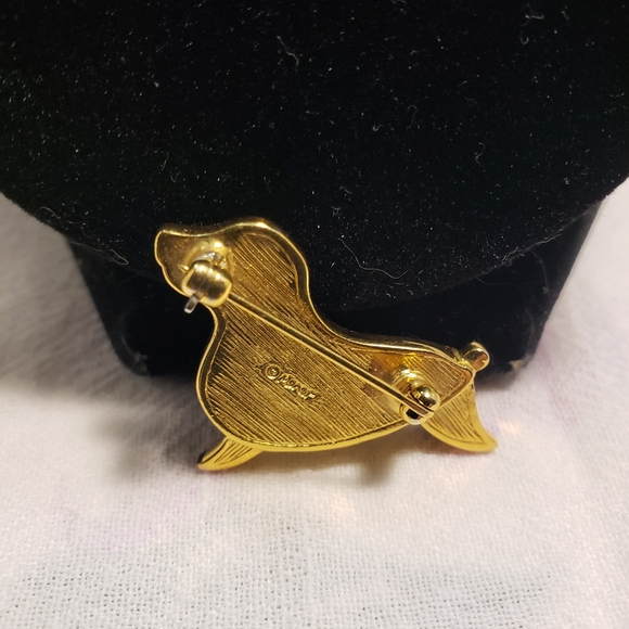 Beautiful and RARE Signed Monet Screw Construction Dog Brooch and Pave Crystals - Picture 3 of 6